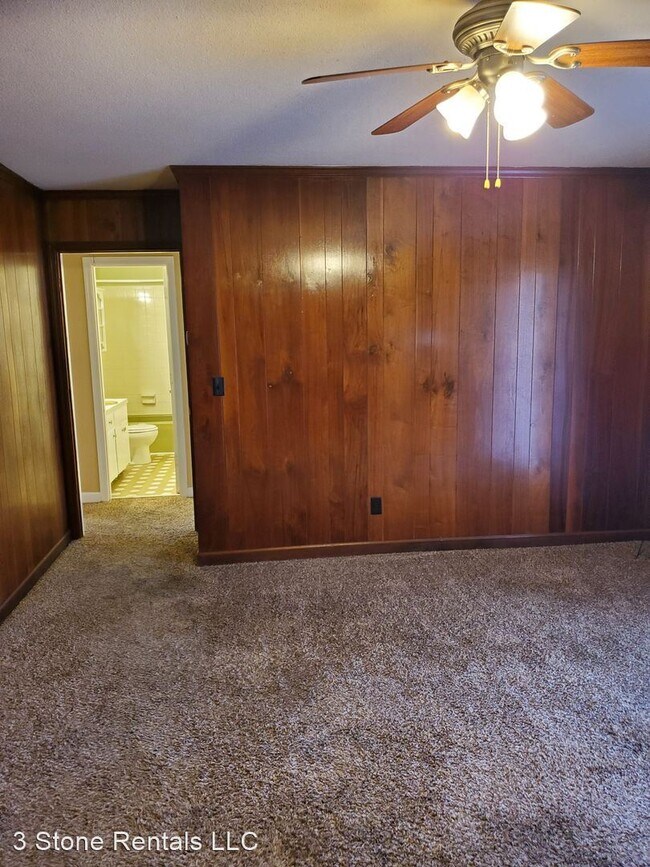 Building Photo - 3 br, 2 bath House - 2303 W McCown Drive