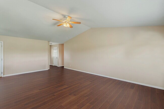 Foto del edificio - 927 Mossy Grove Ln