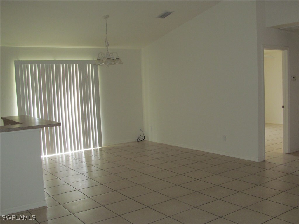 Foto principal - 335 Pinehurst Ave