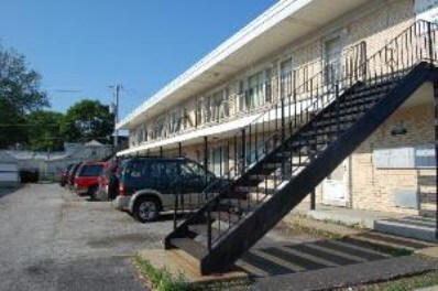 Primary Photo - 2329 W 119th St