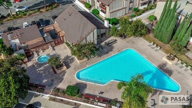 Building Photo - 5513 Adobe Falls Rd