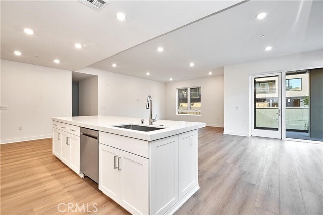 Building Photo - 3201 Rivington