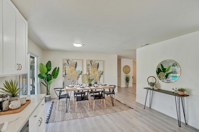 Foto del edificio - 74398 Myrsine Ave