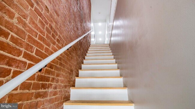 Foto del edificio - 1239 5th St NW
