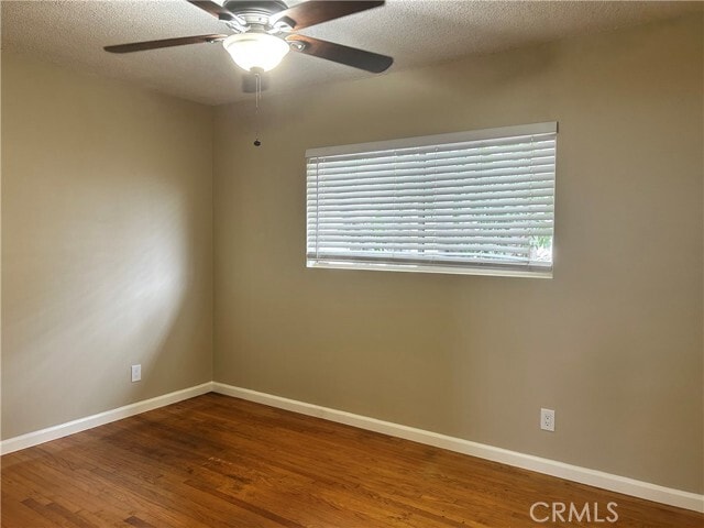 Building Photo - 14720 Budlong Ave