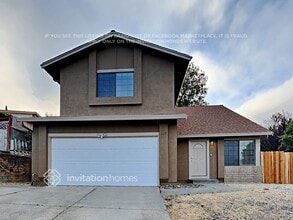 Building Photo - 120 Persimmon Dr