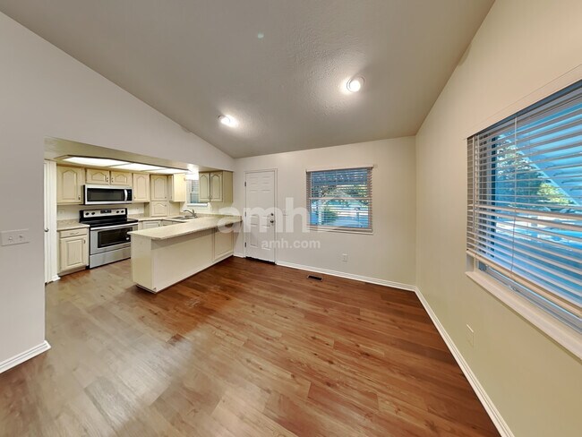 Building Photo - 2789 W 1100 N