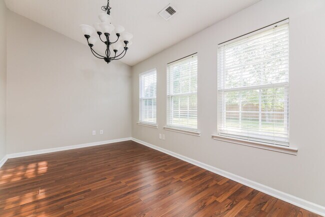 Building Photo - 1909 Maple Sugar Ln