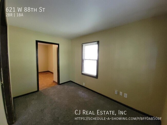 Foto del edificio - 621 W 88th St
