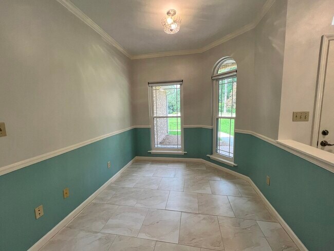 Foto del edificio - 4208 McLeod Dr
