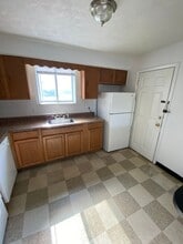 Building Photo - 4529 Hudson Dr