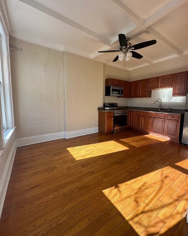 Photo - 1108 Grove Ave Apartment
