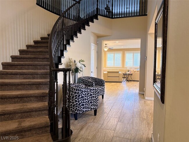 Foto del edificio - 7148 White Bloom Ave