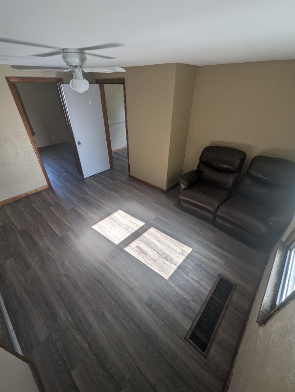 Foto del edificio - 1108 W 18th St