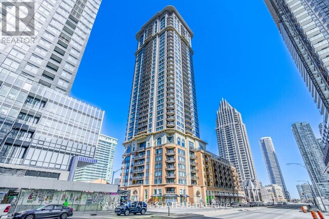 Building Photo - 385-2385 Prince of Wales Dr