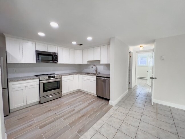 Foto del edificio - 592 American Legion Hwy