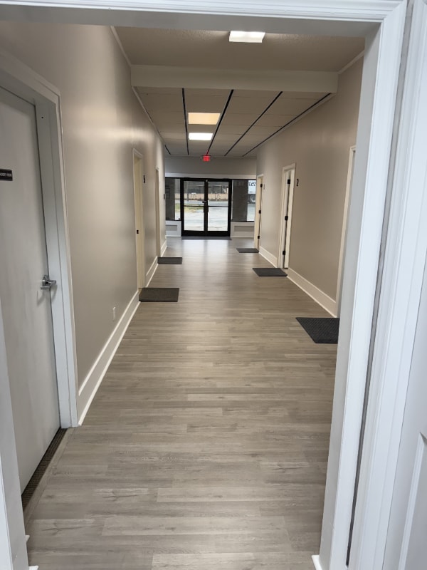 Building Photo - 2530 W Roosevelt Blvd