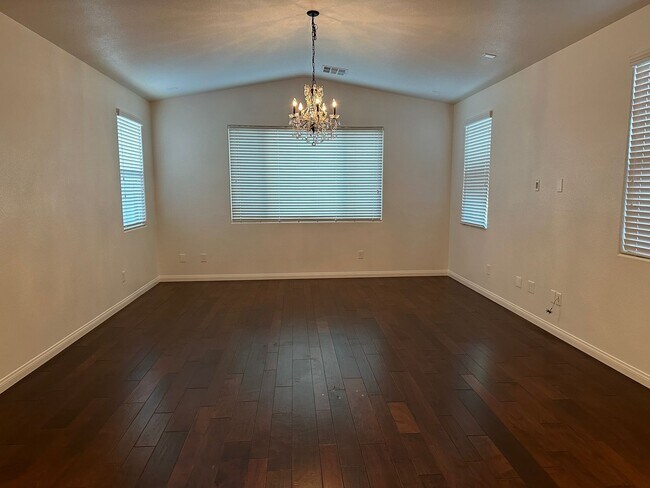 Building Photo - SUMMERLIN WEST** GATED COMMUNITY**12320 Ki...