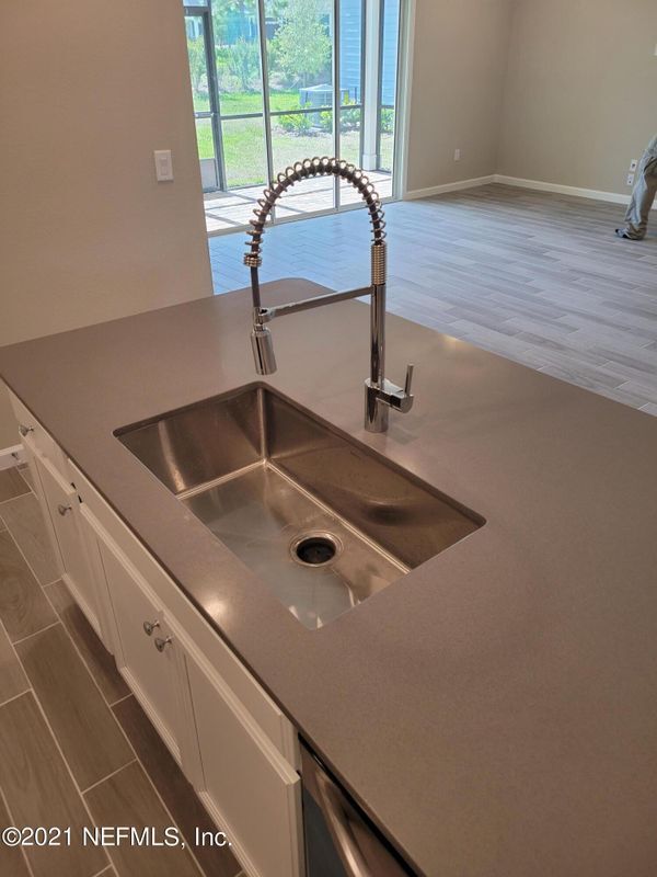 Foto del edificio - 95 Bloomfield Wy