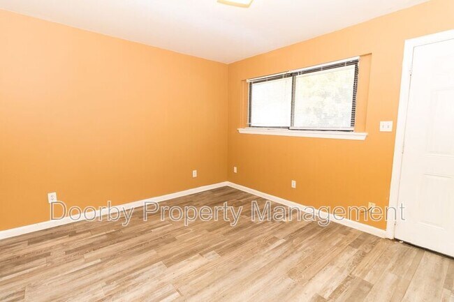 Foto del edificio - 1008 N Hawthorne St