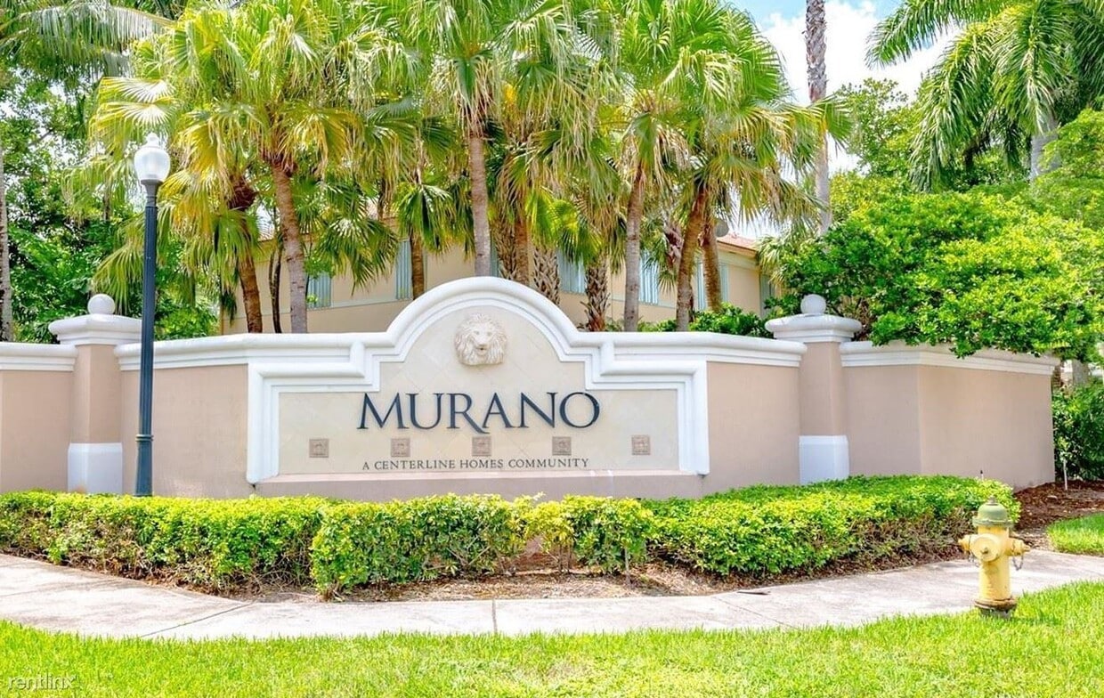 Primary Photo - 4 br, 4 bath Townhome - 2650 SW 85th Ter #...