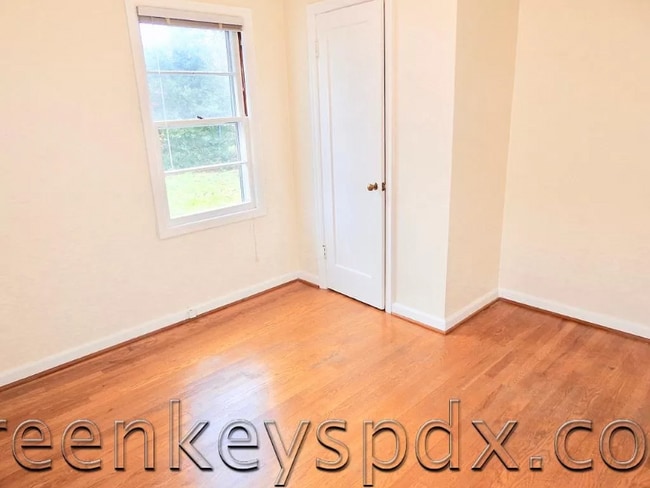 Photo - 7224 N Omaha Ave House