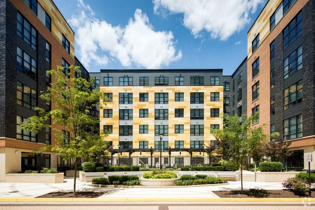 Fairfax, VA Luxury Apartments for Rent | Apartments.com