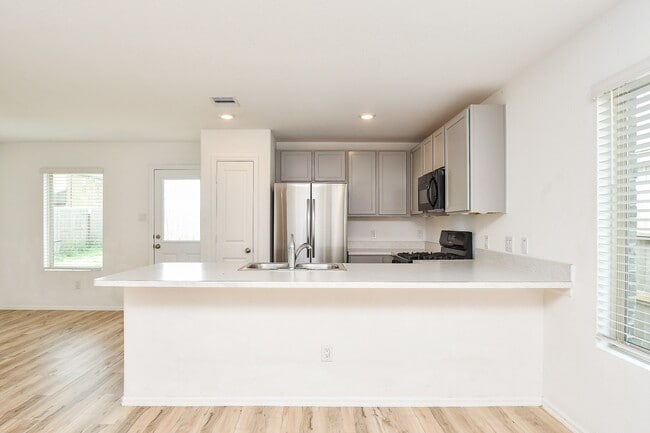 Foto del edificio - 24234 High Country Dr