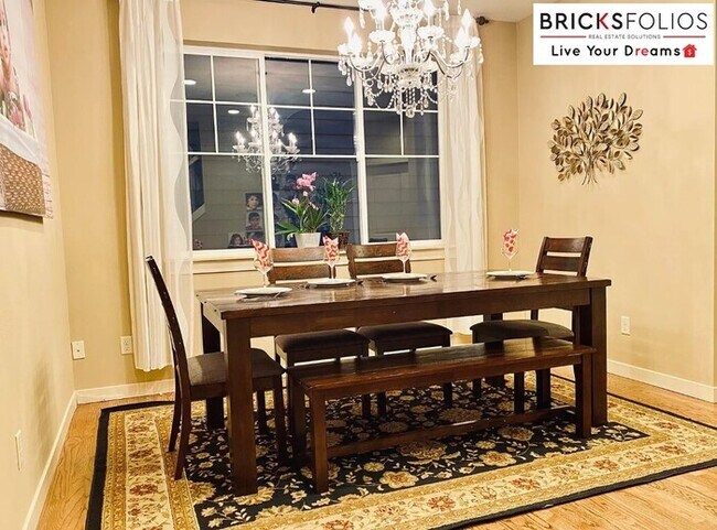 Building Photo - Welcome to Your Dream Retreat in Redmond R...
