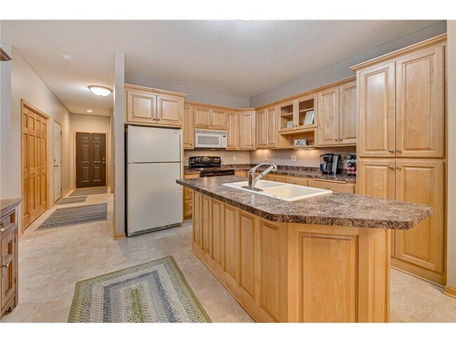 Building Photo - 2717 Lindsey Ct