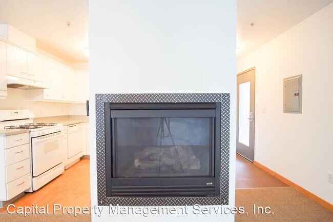 Building Photo - 2544-2572 NW Vaughn St