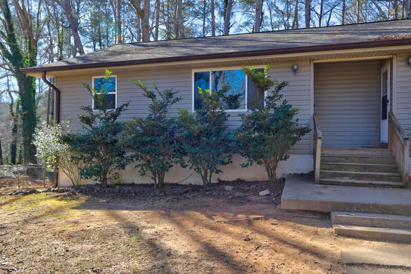 Primary Photo - 2223 Davis Rd SW