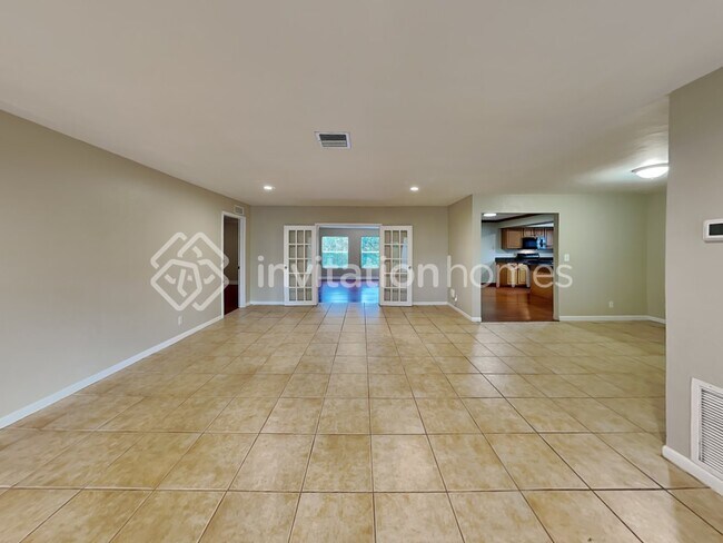 Building Photo - 5066 SW 89th Ave
