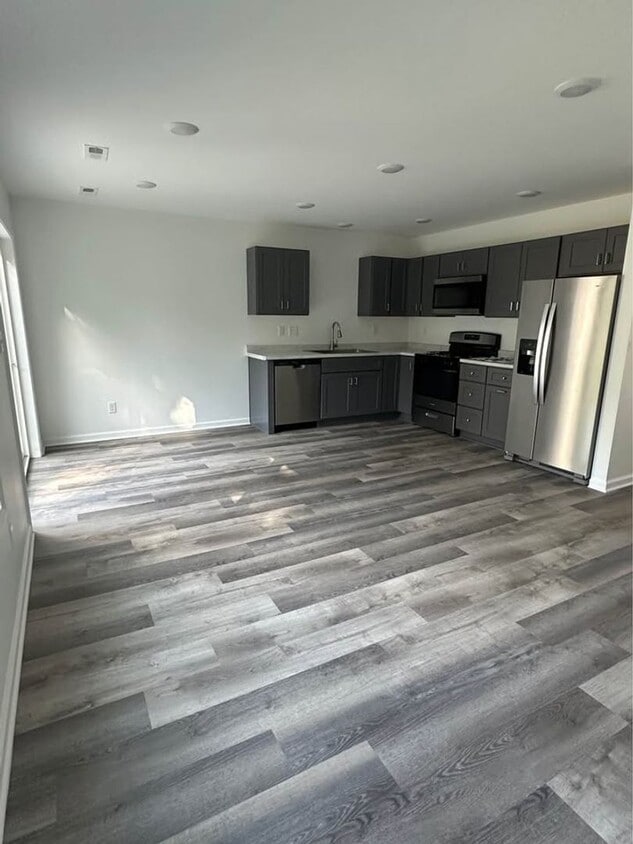 Foto del edificio - 629 Vincent Rd