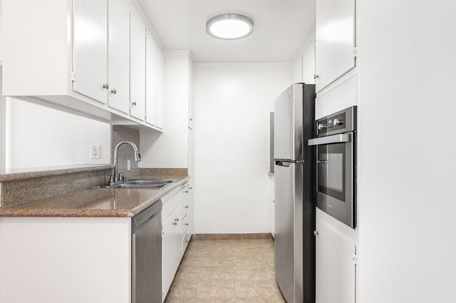 Interior Photo - Burton Almont