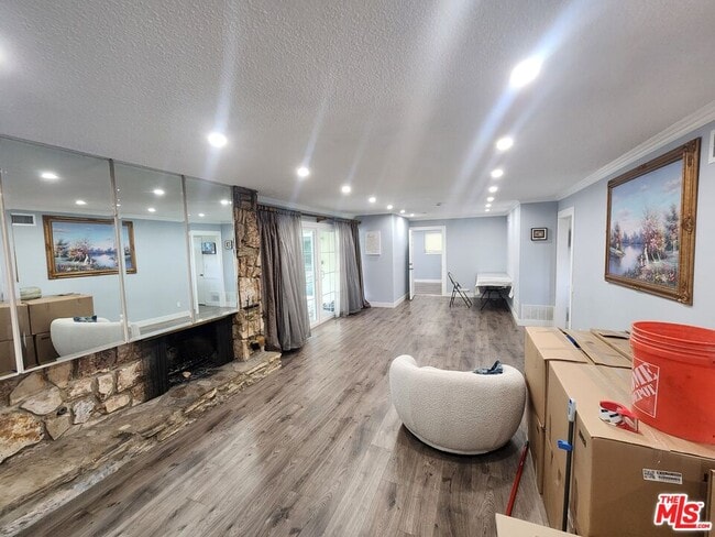 Foto del edificio - 11665 Babbitt Ave