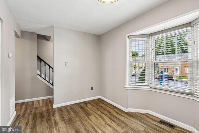 Foto del edificio - 1812 Foxdale Ct