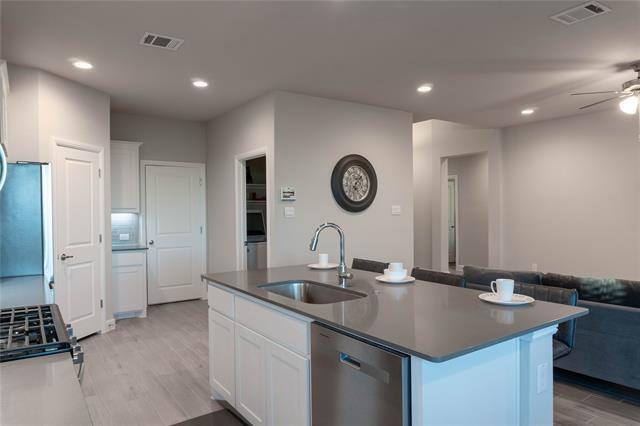 Foto del edificio - 11512 Harp Ln