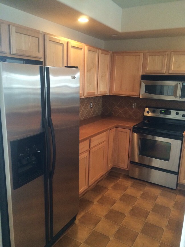 Building Photo - 5800 Tower Rd