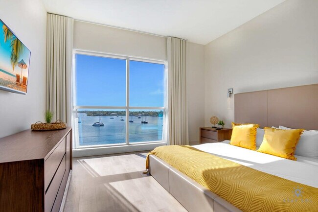 Foto del edificio - 777 N Ocean Dr