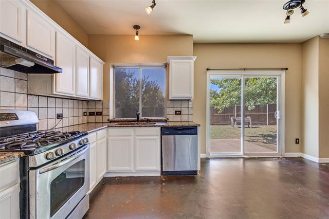 Foto del edificio - 2221 Lilac Cir