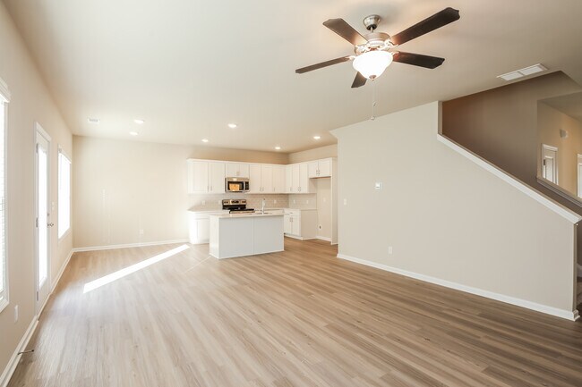 Foto del edificio - 3230 Lilac Creek Trl, Gainesville, GA