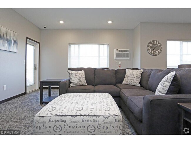 Foto del edificio - 2530 Quarry Rd NE