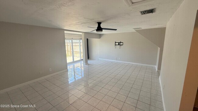 Foto del edificio - 1044 Ashley Ave