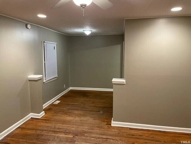 Foto del edificio - 3117 Tryon Rd