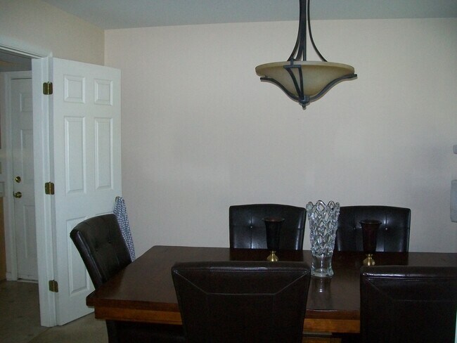 Foto del edificio - 11001 Forest Trace Way