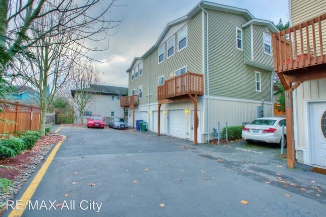 Foto del edificio - 12429 10th Ln SW