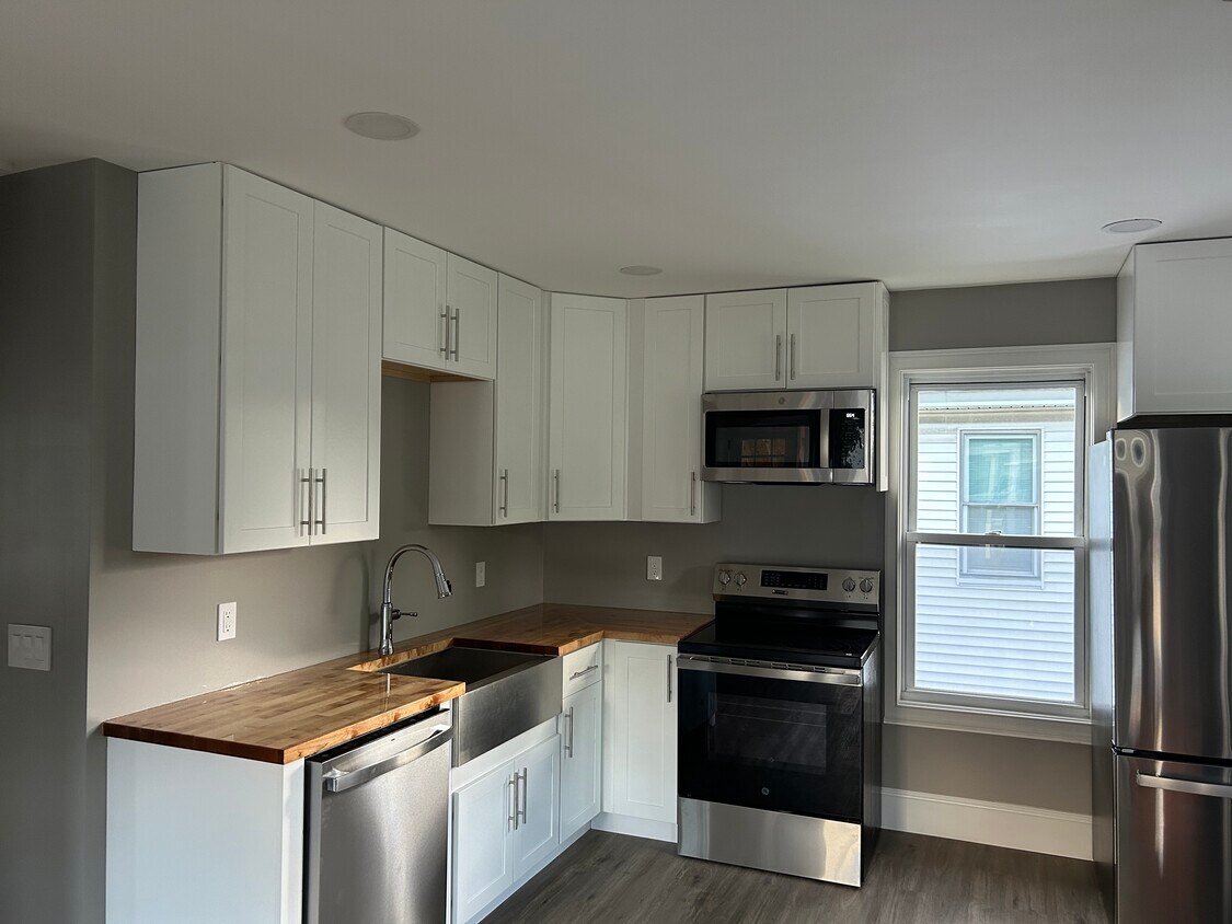 Foto principal - 361 Marlboro St