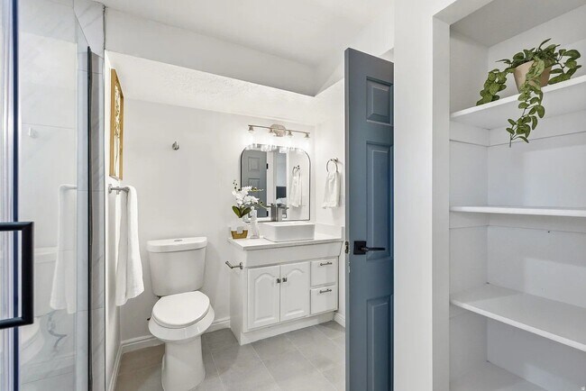 Foto del edificio - 599 E Millcreek Way