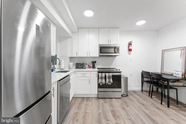 Foto del edificio - 1119 6th St NW